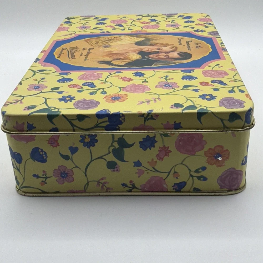 Whitman Sampler hinged top metal advertising Tin‎